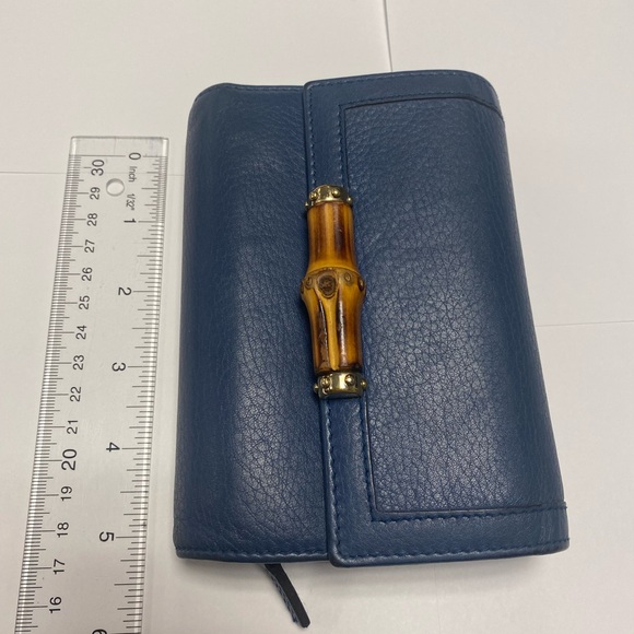 Gucci Accessories - Gucci wallet